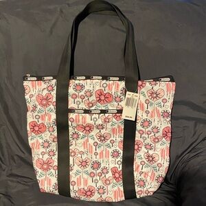 LeSportsac Large Tote - NWT in Erika Lolli print